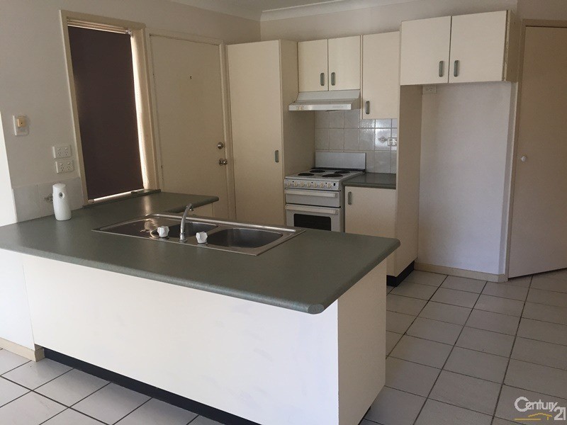 1/5 Stacey Court, Marcoola QLD 4564