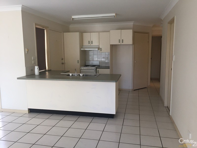 1/5 Stacey Court, Marcoola QLD 4564