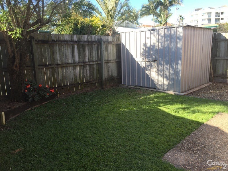 1/5 Stacey Court, Marcoola QLD 4564