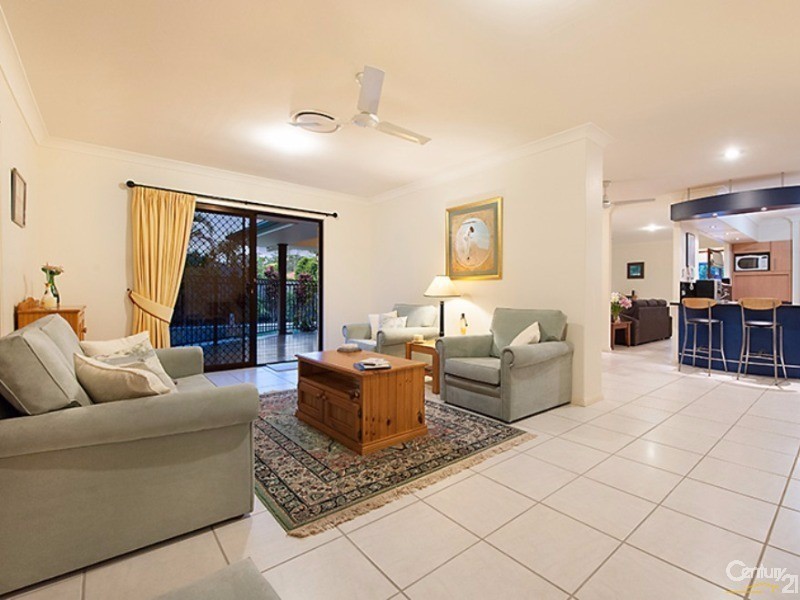 11 Leah Close, Mountain Creek QLD 4557