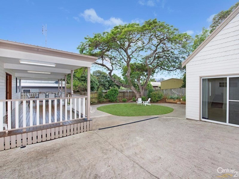 8 Water Street, Buderim QLD 4556