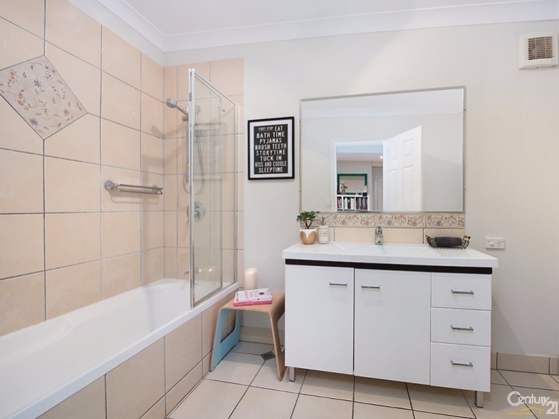 8 Water Street, Buderim QLD 4556