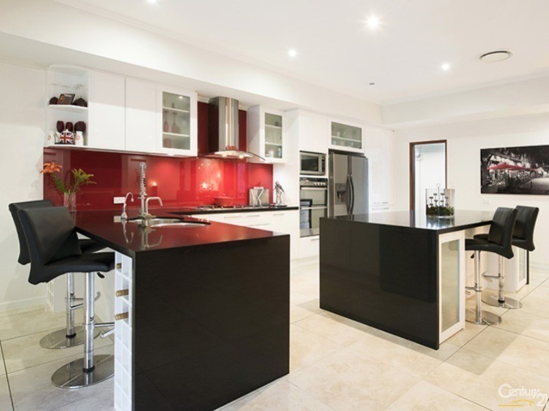 194 Mons School Road, Buderim QLD 4556