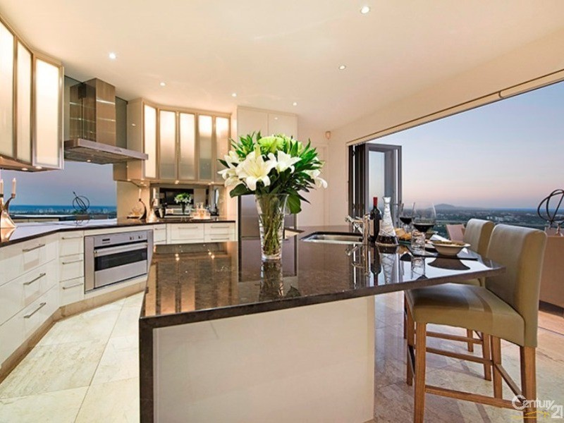 11 Rim Road, Buderim QLD 4556