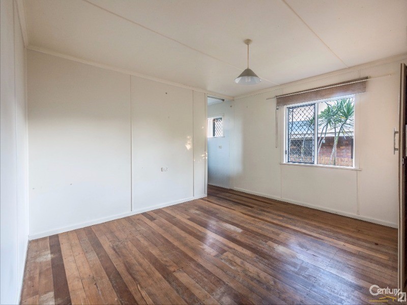 27 Taylor Avenue, Golden Beach QLD 4551