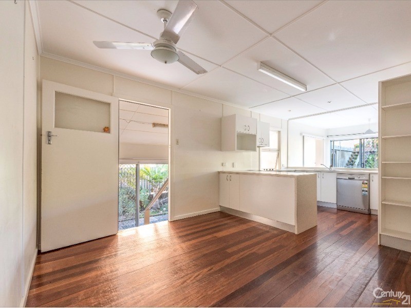 27 Taylor Avenue, Golden Beach QLD 4551