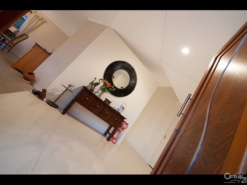 86 Gloucester Road, Buderim QLD 4556