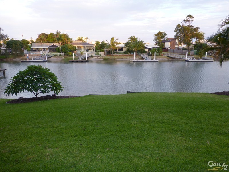 1/3 Quondong Street, Mooloolaba QLD 4557