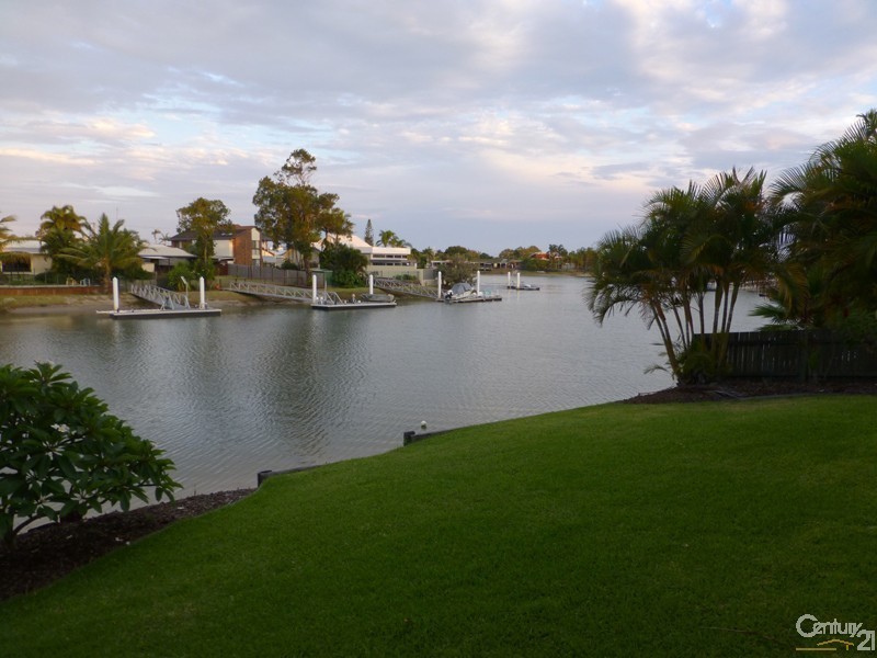 1/3 Quondong Street, Mooloolaba QLD 4557