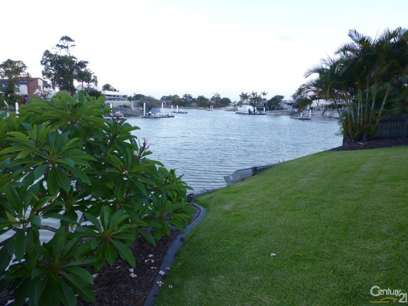 1/3 Quondong Street, Mooloolaba QLD 4557