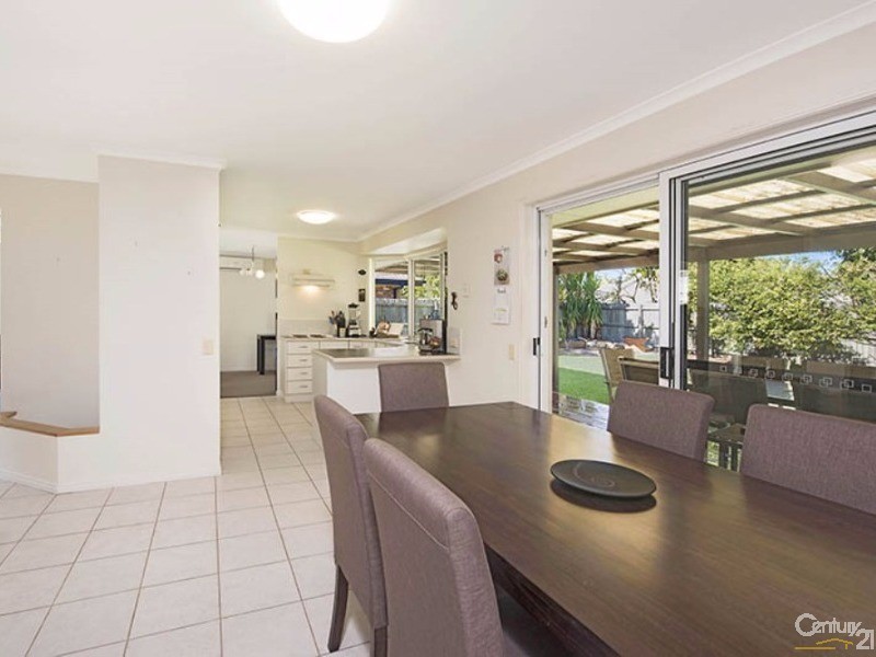 20 Glenfields Boulevard, Mountain Creek QLD 4557