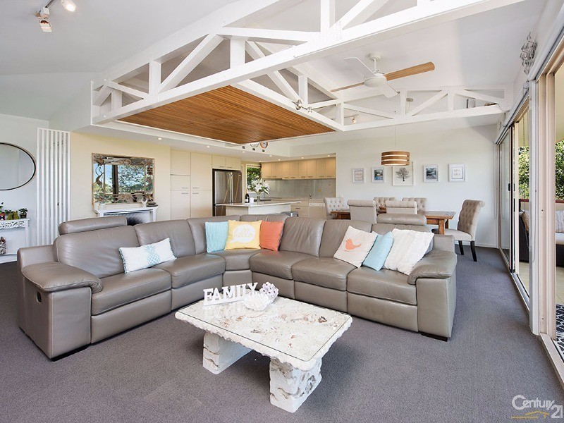 16 Pheasant Street, Buderim QLD 4556