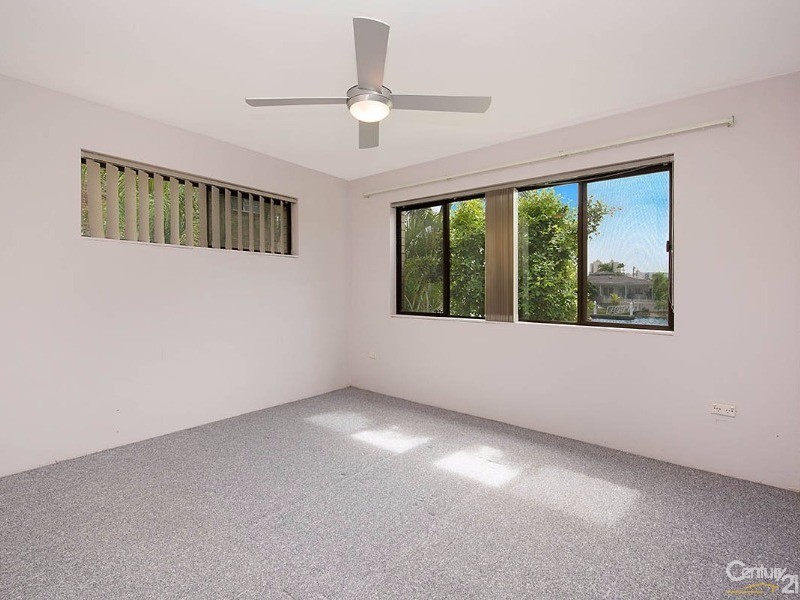 1/3  Quondong Street, Mooloolaba QLD 4557