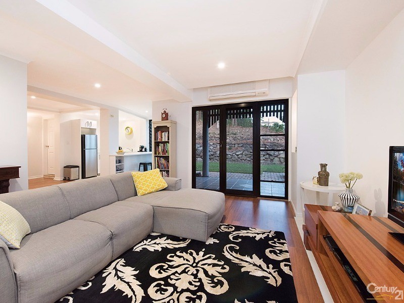 606 Glenview Road, Glenview QLD 4553