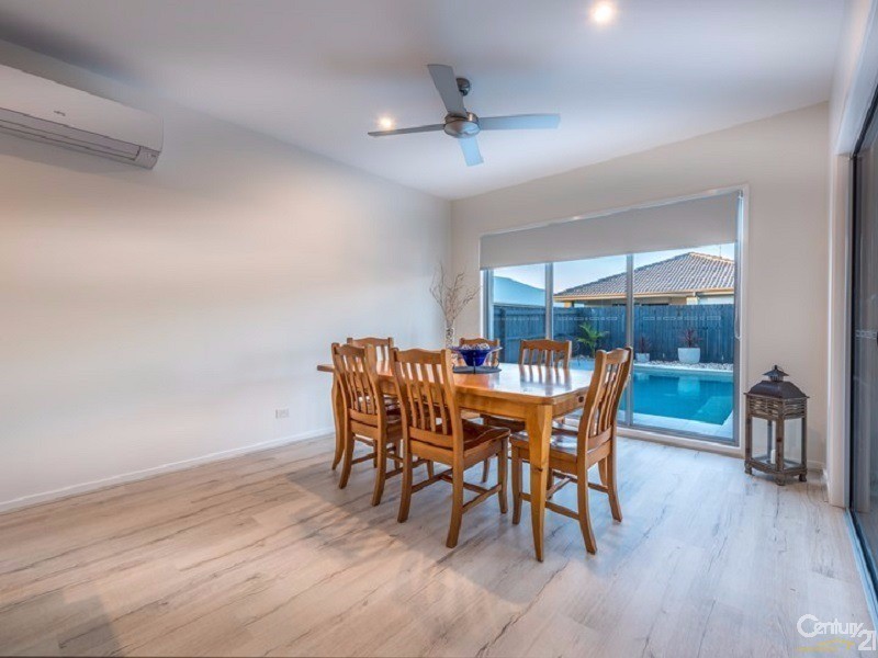 18 Panama Crescent, Mountain Creek QLD 4557