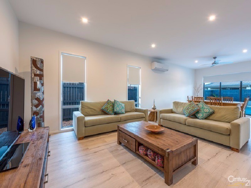 18 Panama Crescent, Mountain Creek QLD 4557