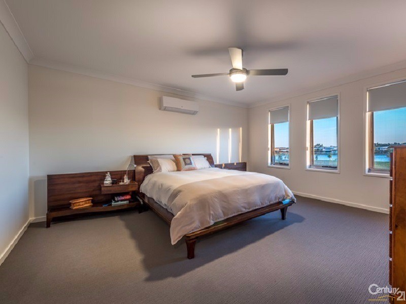 18 Panama Crescent, Mountain Creek QLD 4557