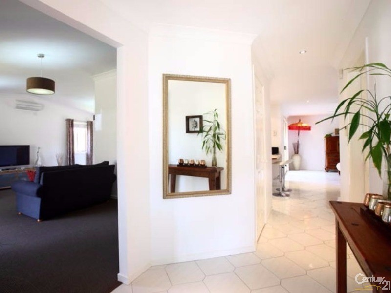 18 Bribie Pine Court, Buderim QLD 4556