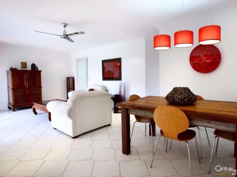 18 Bribie Pine Court, Buderim QLD 4556