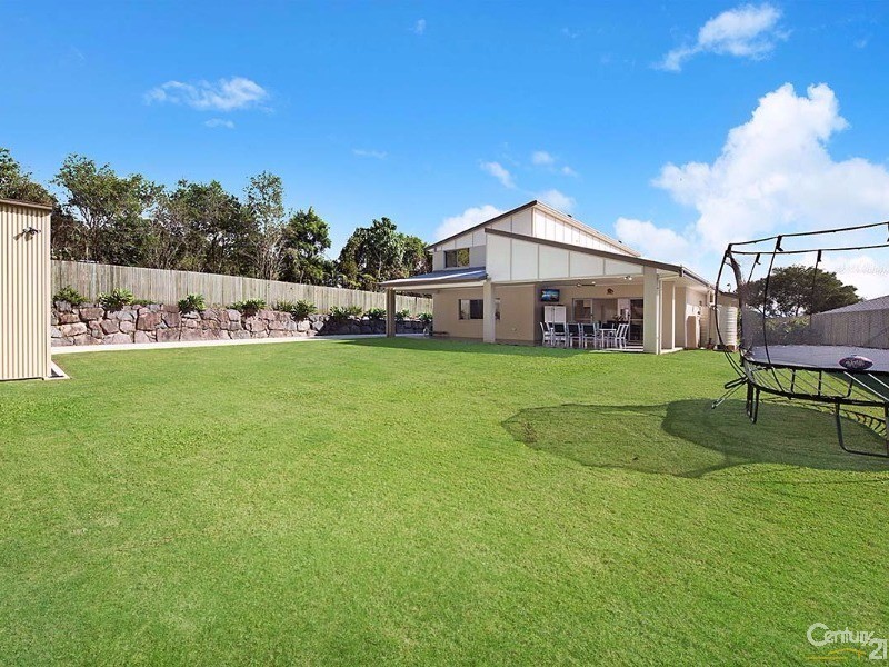 6 Sea Eagle Place, Forest Glen QLD 4556