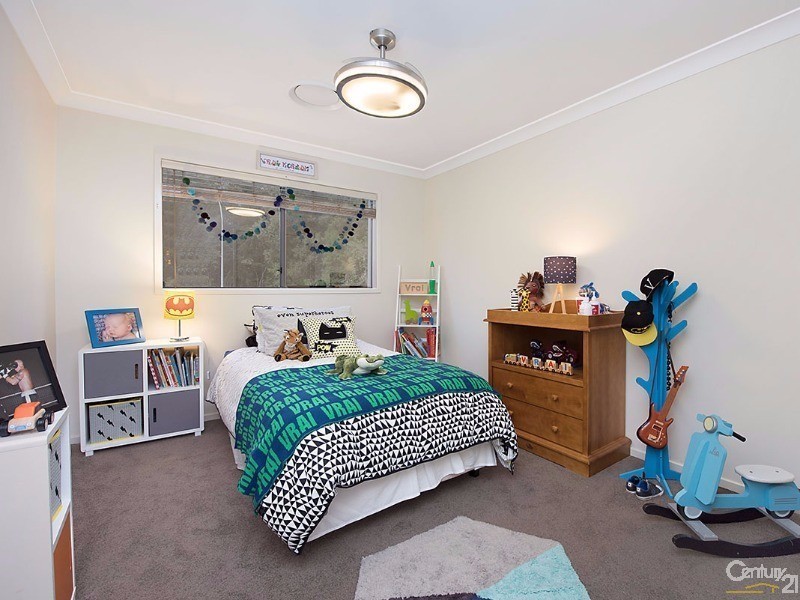 6 Sea Eagle Place, Forest Glen QLD 4556