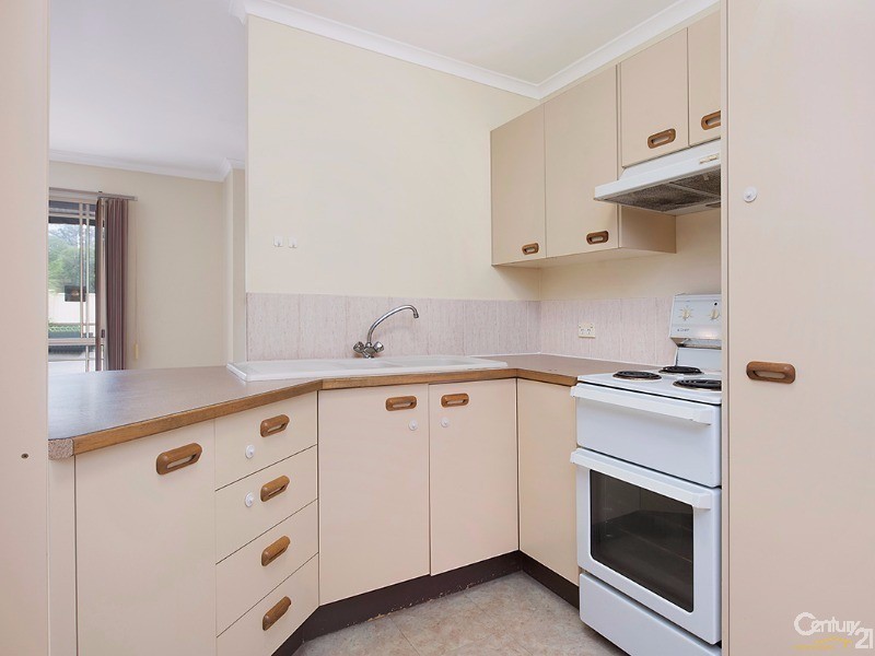 6/38 Milbong Street, Battery Hill QLD 4551