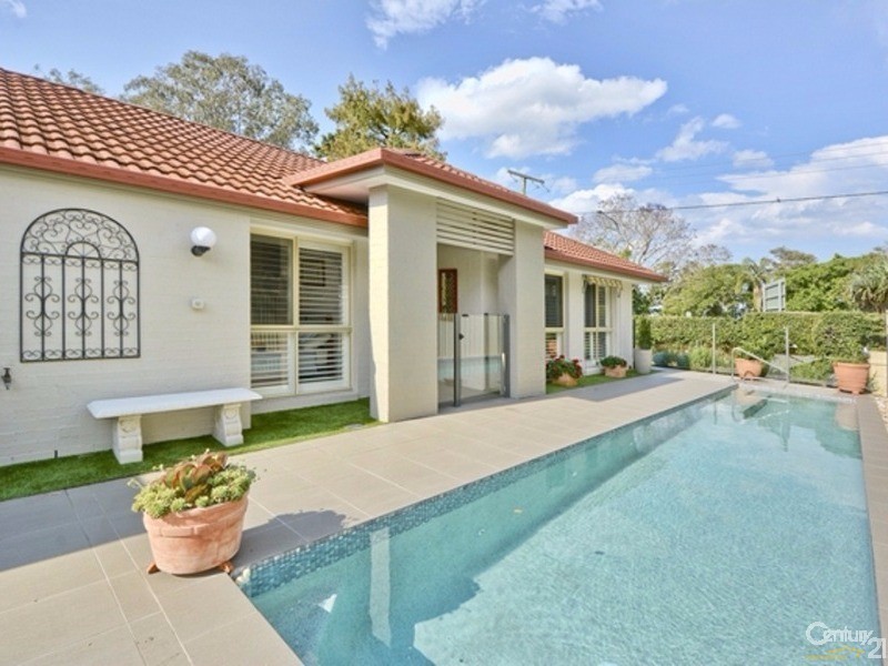 2 Manor Lane, Buderim QLD 4556