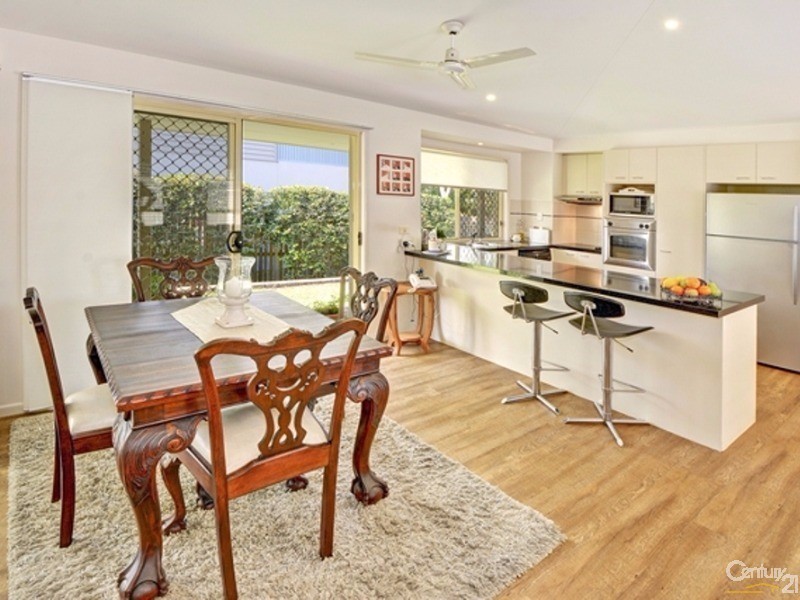 2 Manor Lane, Buderim QLD 4556