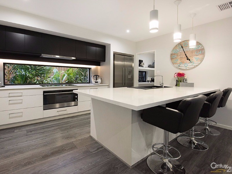 61 Martins Creek Road, Buderim QLD 4556