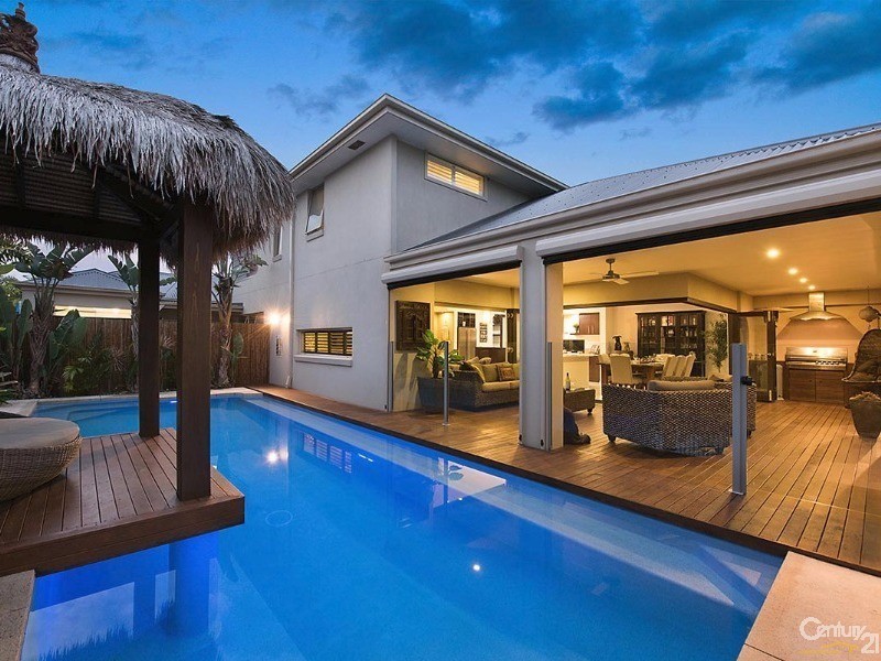 215 Balgownie Drive, Peregian Springs QLD 4573