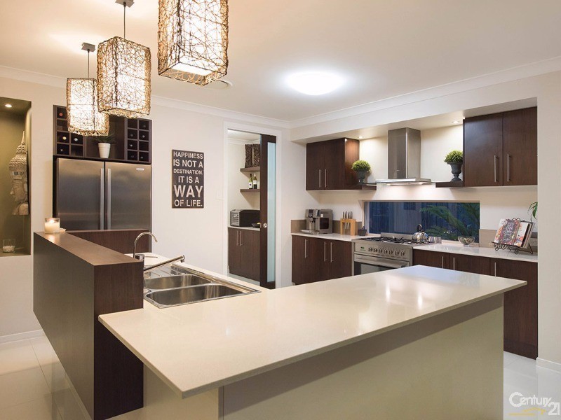 215 Balgownie Drive, Peregian Springs QLD 4573