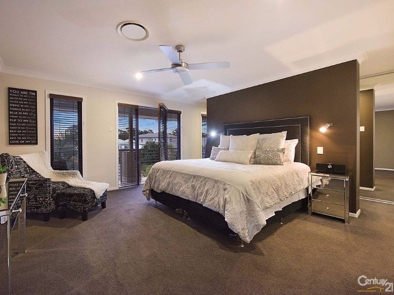 215 Balgownie Drive, Peregian Springs QLD 4573