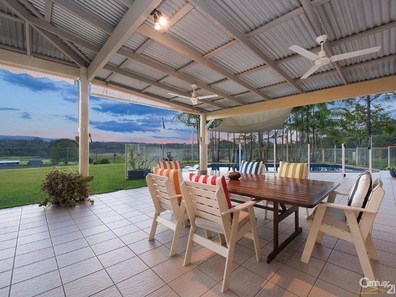 354 McGilchrist Road, Chevallum QLD 4555