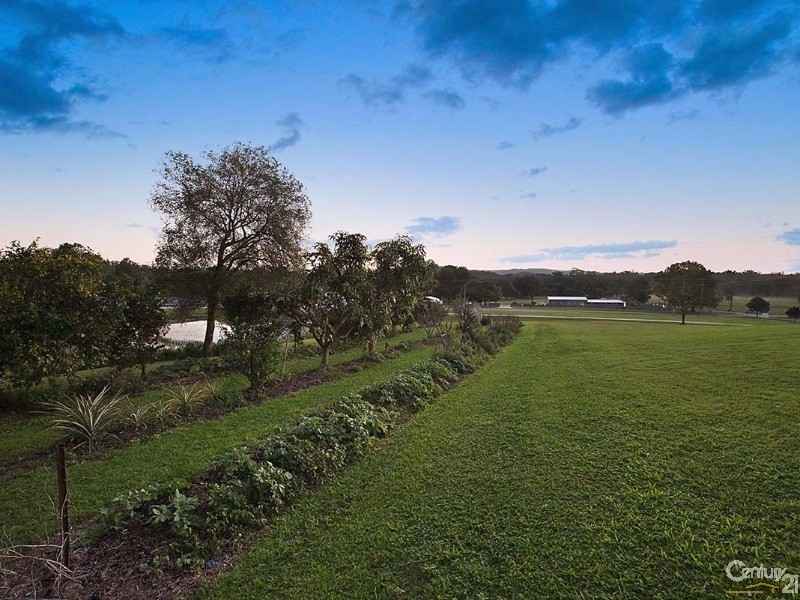 354 McGilchrist Road, Chevallum QLD 4555