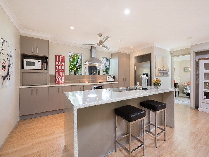 14 Tamarind Street, Meridan Plains QLD 4551