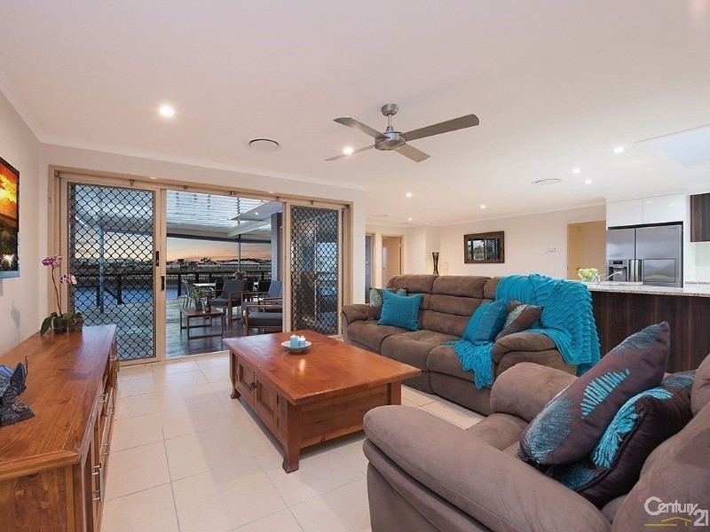 25 Rakumba Place, Mountain Creek QLD 4557