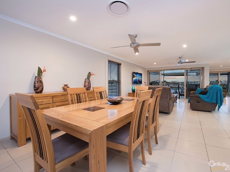 25 Rakumba Place, Mountain Creek QLD 4557