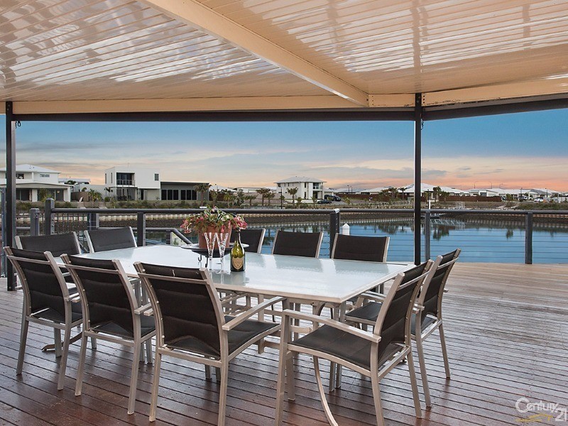 25 Rakumba Place, Mountain Creek QLD 4557