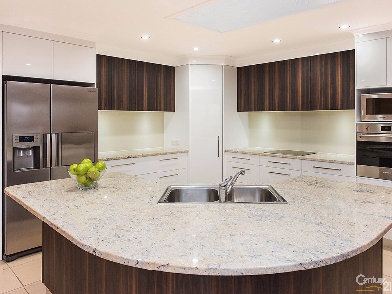 25 Rakumba Place, Mountain Creek QLD 4557