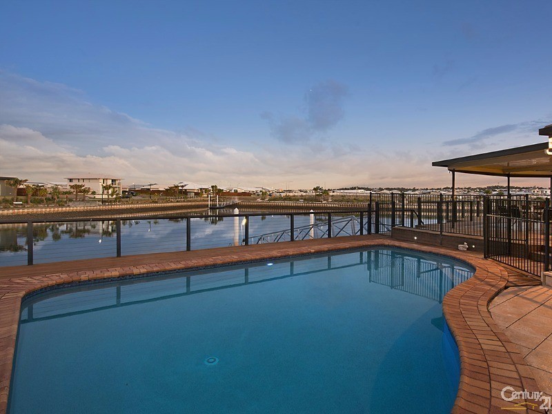 25 Rakumba Place, Mountain Creek QLD 4557