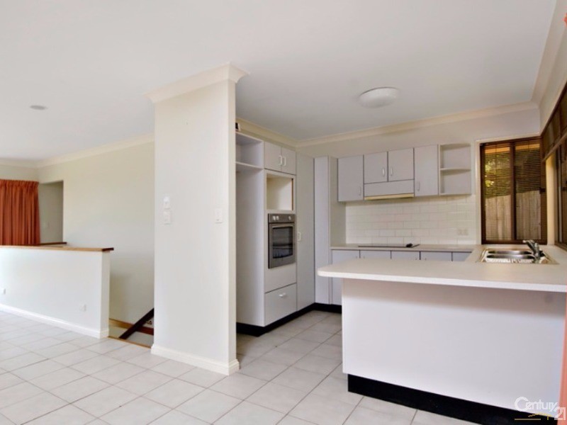 2/1 Dawson Parade, Buderim QLD 4556