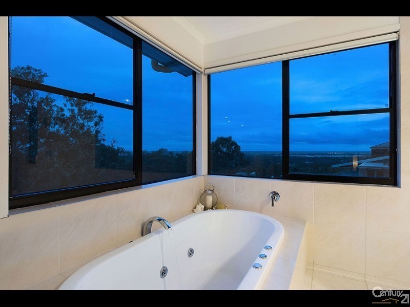 24 Panorama Crescent, Buderim QLD 4556