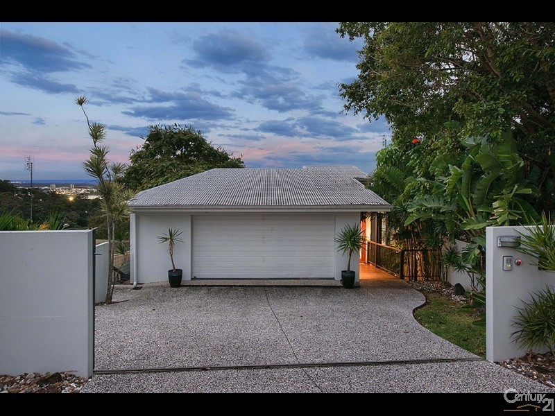 24 Panorama Crescent, Buderim QLD 4556