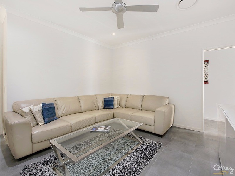 17 Parrot Place, Mountain Creek QLD 4557