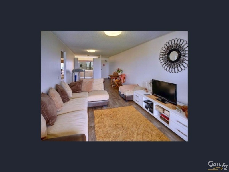 8/10 Buderim Avenue, Alexandra Headland QLD 4572