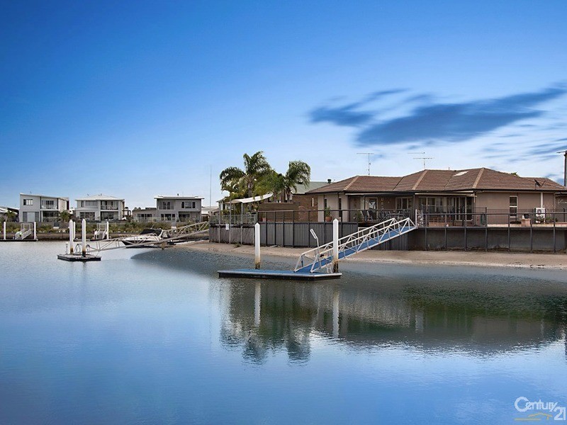 25 Rakumba Place, Mountain Creek QLD 4557