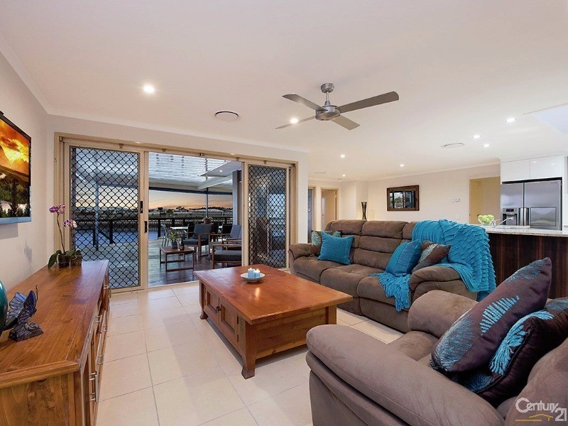 25 Rakumba Place, Mountain Creek QLD 4557