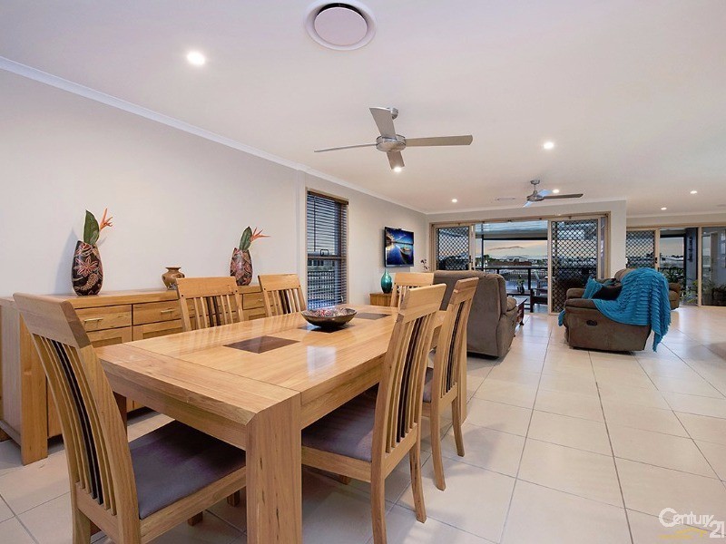 25 Rakumba Place, Mountain Creek QLD 4557