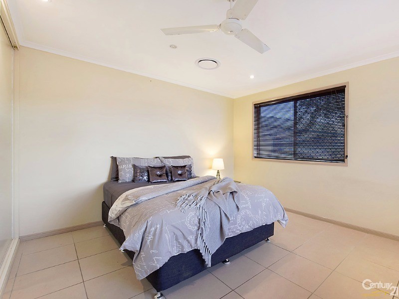 25 Rakumba Place, Mountain Creek QLD 4557