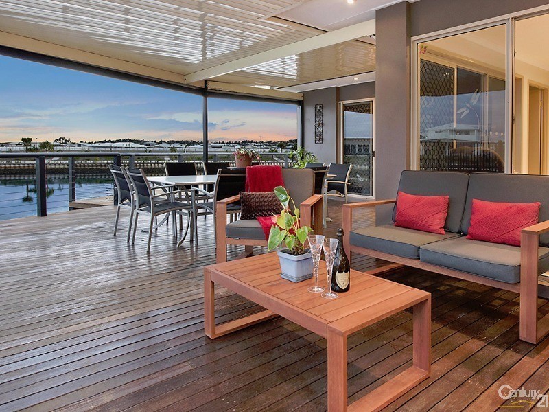 25 Rakumba Place, Mountain Creek QLD 4557